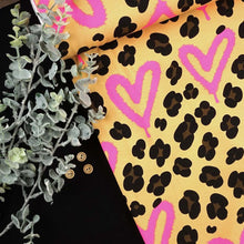 Jersey Leopard und Herzen